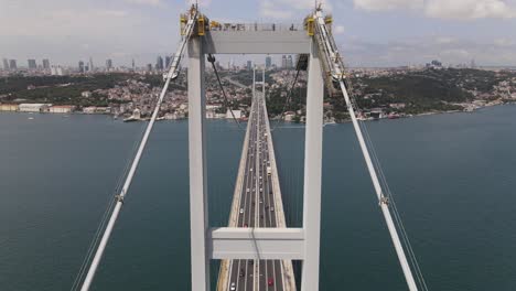 Vista-Aérea,-Timelapse,-Puente,-Tráfico