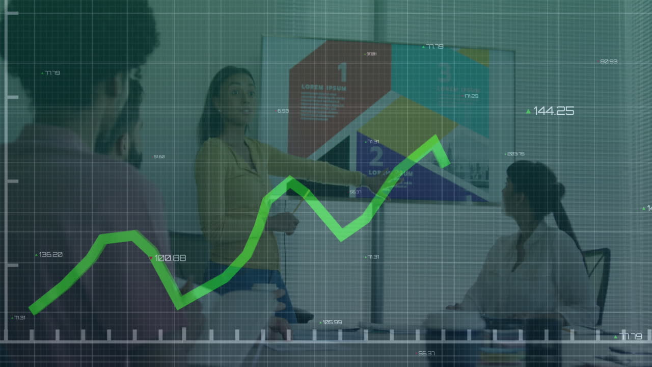 animación del procesamiento de datos financieros sobre diversas personas de negocios en la oficina