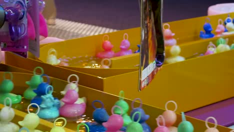 Fun-Fair-game:-catching-duckling