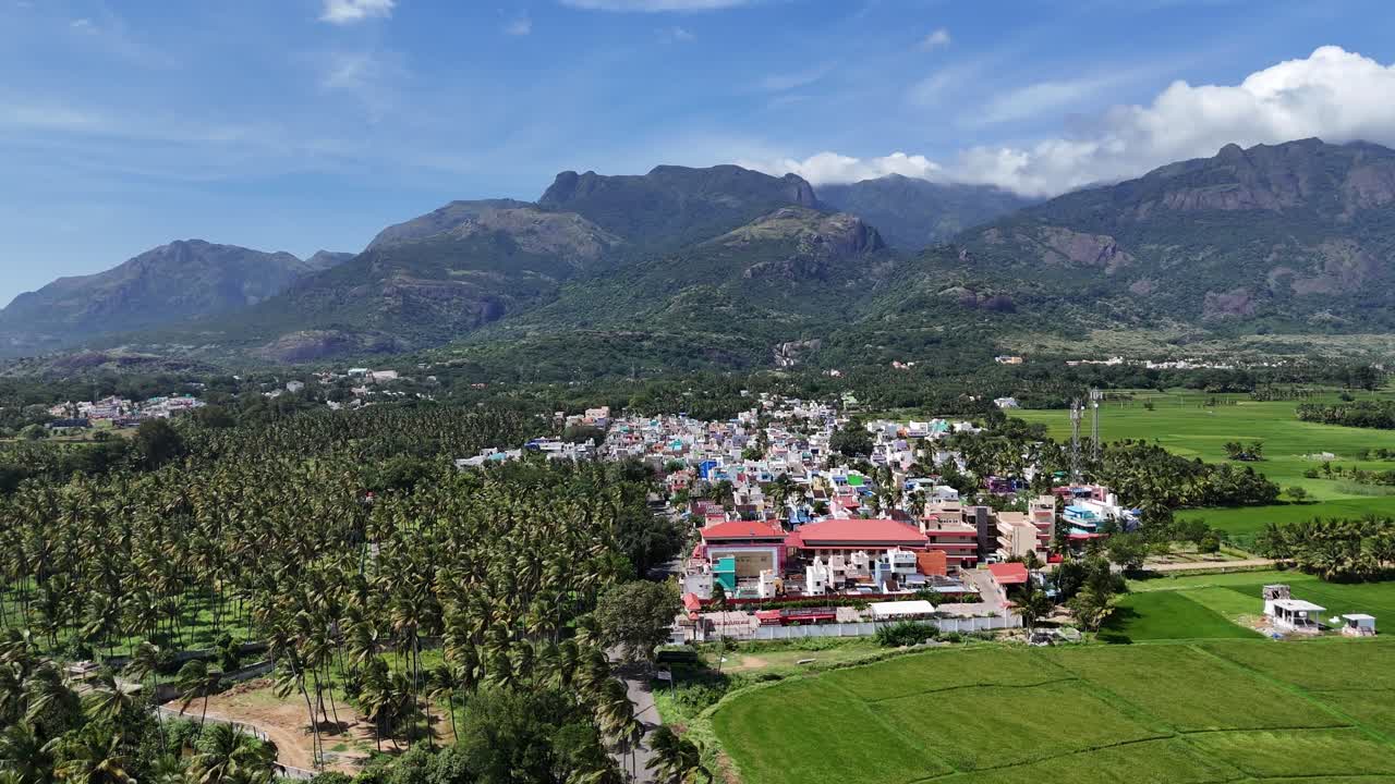 Ilmakuvaus koko Courtallam–Tenkasi-alueesta