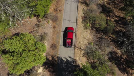 truck carrying mountain bikes is heading to the top of the trail