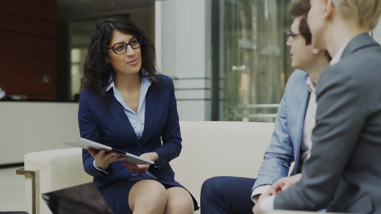 reunión de negocios en una oficina moderna