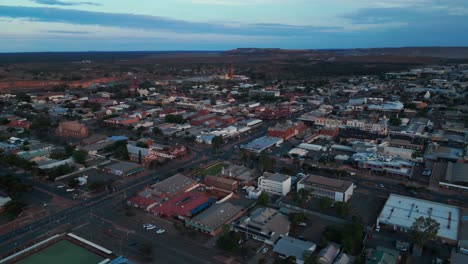 drone-shot-over-Kalgoorlie-Boulder-at-sunset,-famous-australian-mining-town-in-the-outback,-Western-Australia