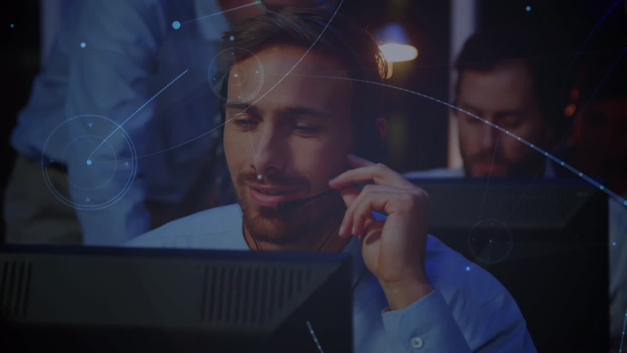 animación de la red de conexiones a través de un hombre de negocios con auriculares de teléfono