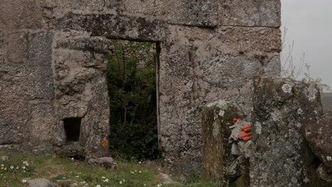 algunas ruinas rurales de portugal