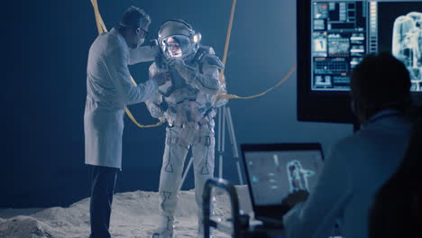 astronaut training simulation
