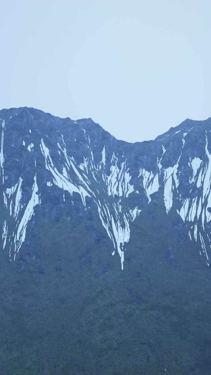 눈 인 산꼭대기