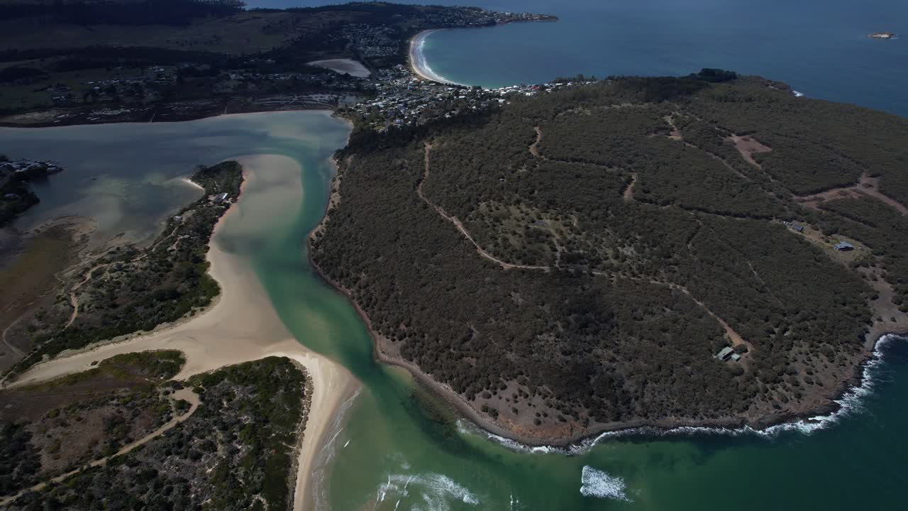 Carlton Beach And Steeles Island In Carlton, Tasmania, Australia - Drone Shot
