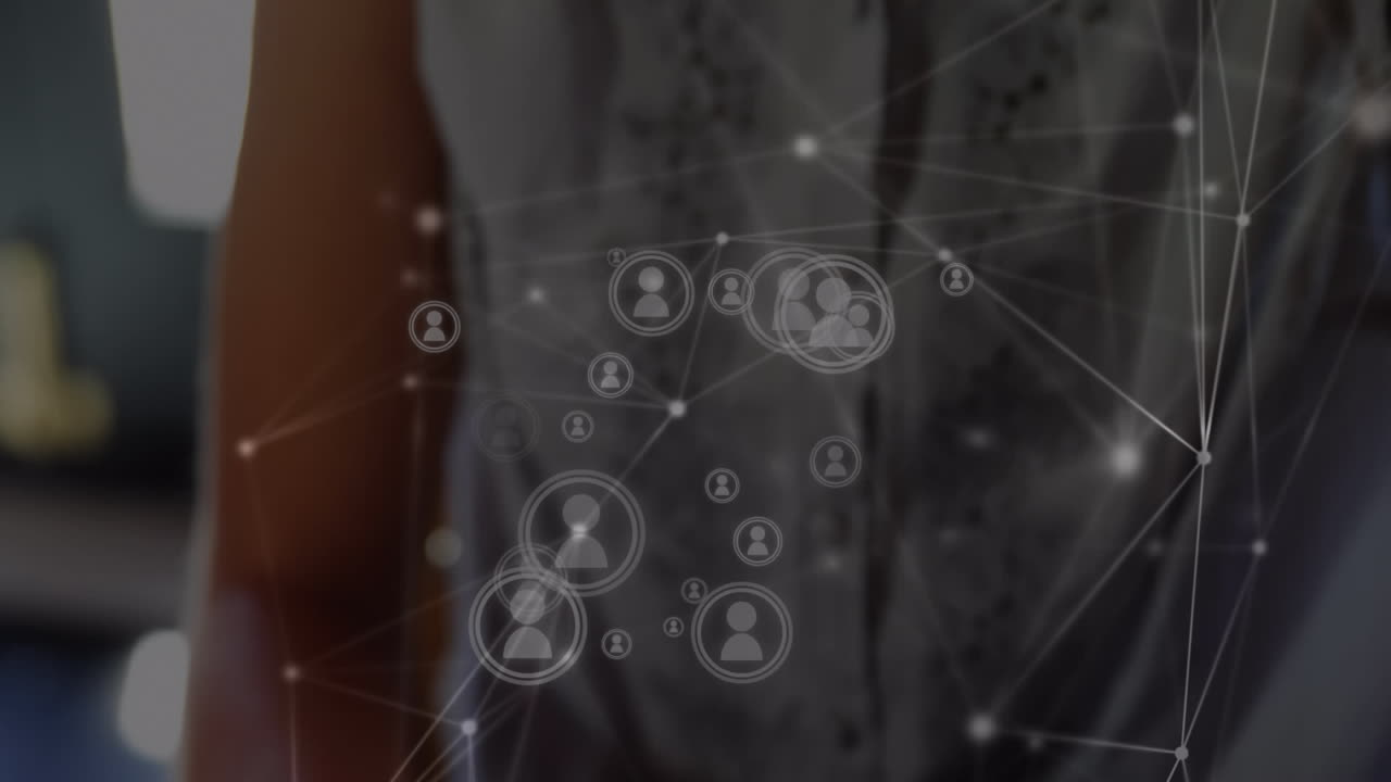 animación de la red de conexiones sobre la mujer usando auriculares vr