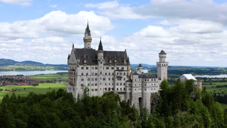 Castillo-De-Neuschwanstein-Alpes-Bávaros-Alemania