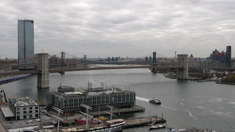 Timelapse-of-the-Brooklyn-Bridge