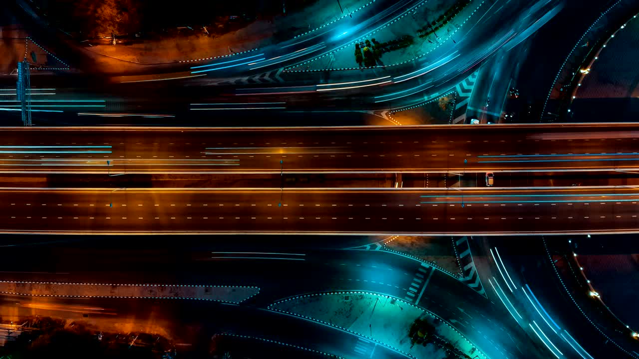 time lapse autopista vista de arriba, el tráfico de la carretera del círculo una infraestructura importante en bangkok tailandia
