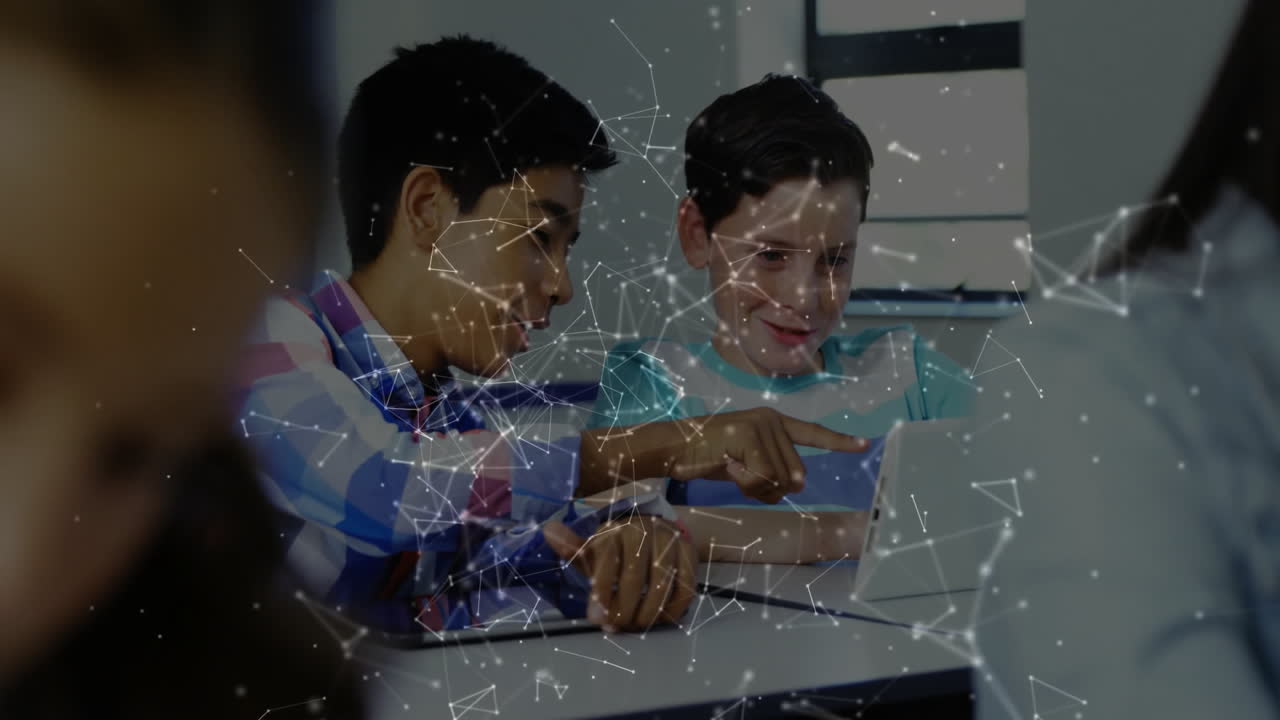 학교에서 네트워크 연결과 데이터 처리 애니메이션을 가진 태블릿을 사용하는 학생