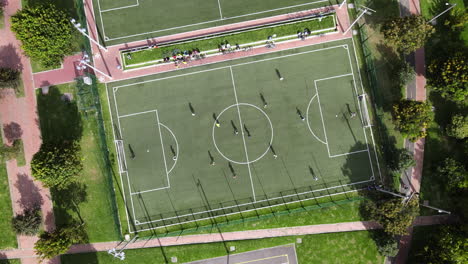 Luftaufnahme-Von-Fußballfeldern-In-Bogota,-Kolumbien