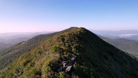 Aerial-high-peak-of-snake-mountain-nc,-north-carolina-near-boone-and-blowing-rock-nc,-north-carolina