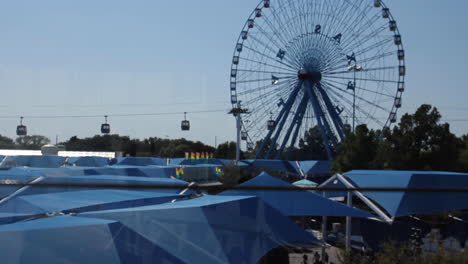 ferris wheel at state fair of texas