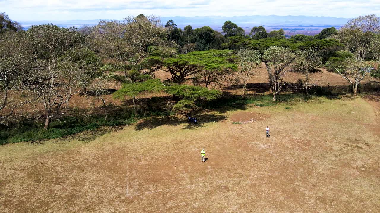 드론 뷰 - 아프리카 숲 - 아프리카 부시 화재