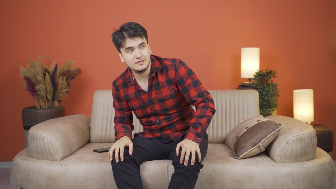 무능하다고 느끼는 사람은 화를 내죠.