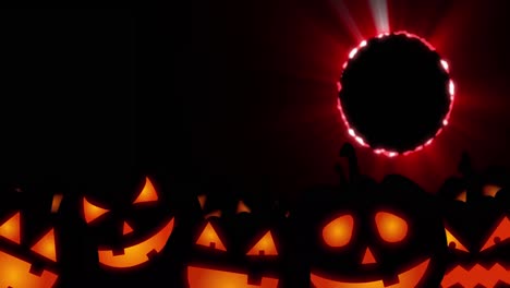 animaciones de formas rojas y calabazas sobre un fondo negro.