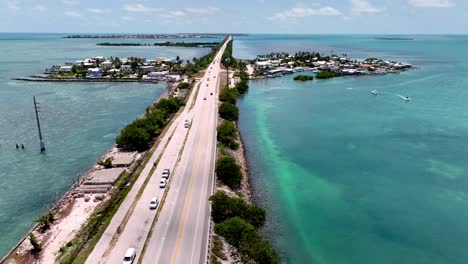 aerial traffic and homes in florida keys