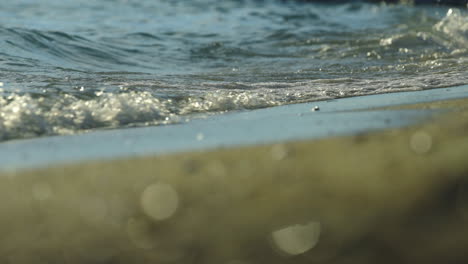 olas en la playa