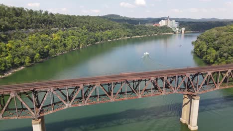 Vintage-Eisenbahnbrücke-In-Kentucky