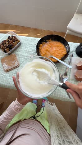 making a pumpkin cake