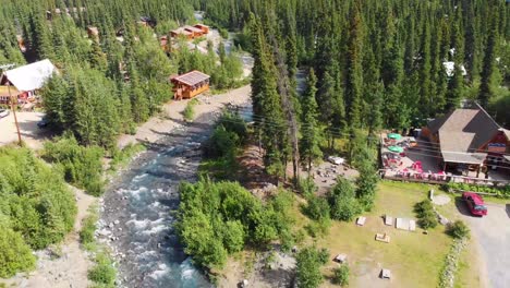 4K-Drone-Video-of-McKinley-Creekside-Caf�-and-Panorama-Pizza-Pub-next-to-Carlo-Creek-near-Denali-National-Park-and-Preserve,-AK-during-Summer