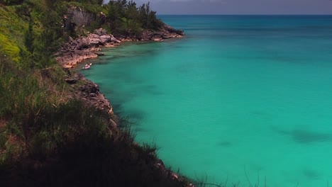 Kayaking-along-the-rocky-coastline