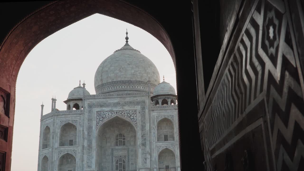cinematic revealing shot of taj mahal