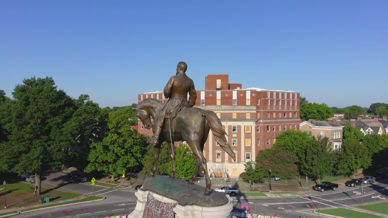 로버트 e의 드론