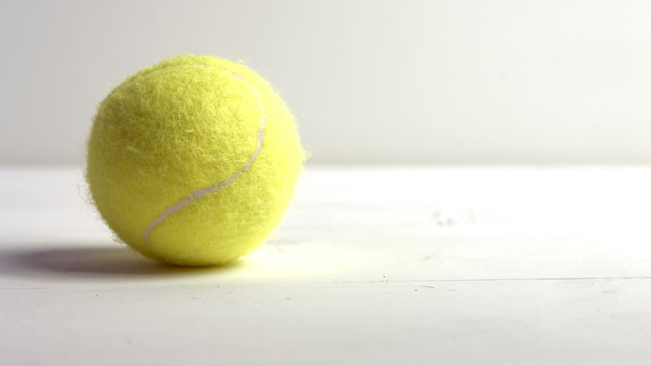 테니스 공 의 클로즈업