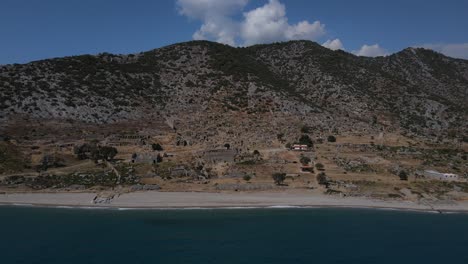 Ciudad-Antigua-Construida-Por-El-Mar