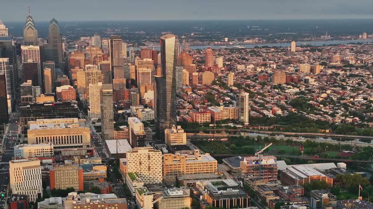 Exploring the cityscape of Philadelphia from a drone's perspective
