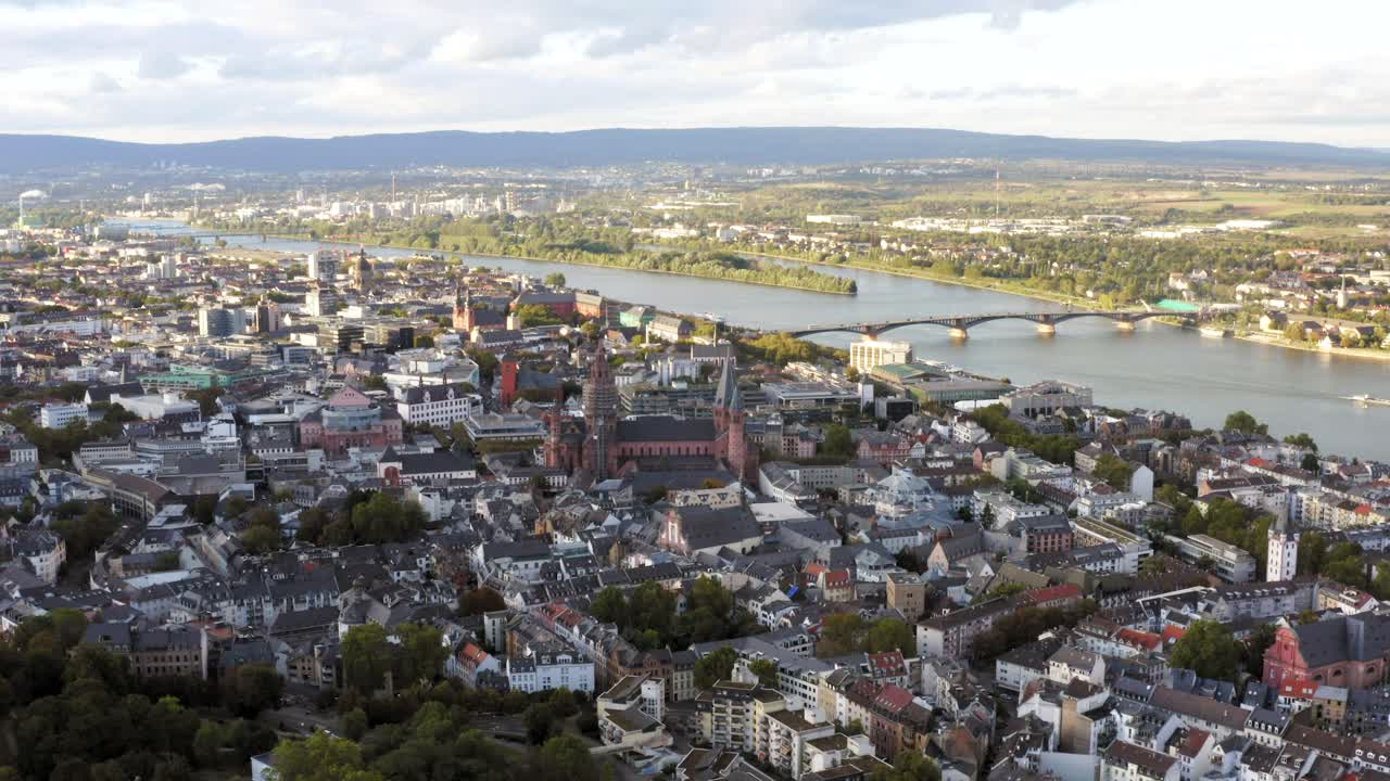 마인츠 2019의 맑은 날씨