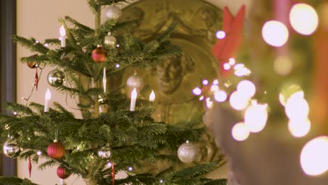 acogedor árbol de navidad
