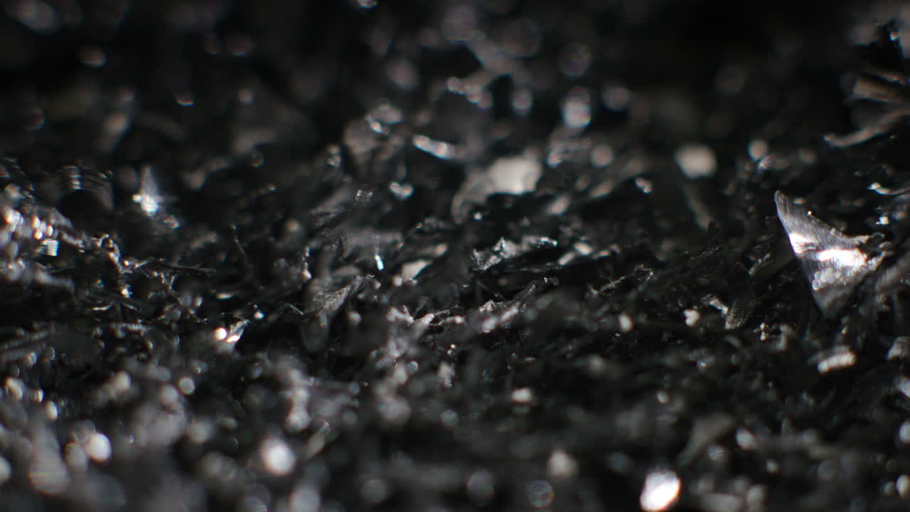 Metal fillings in macro