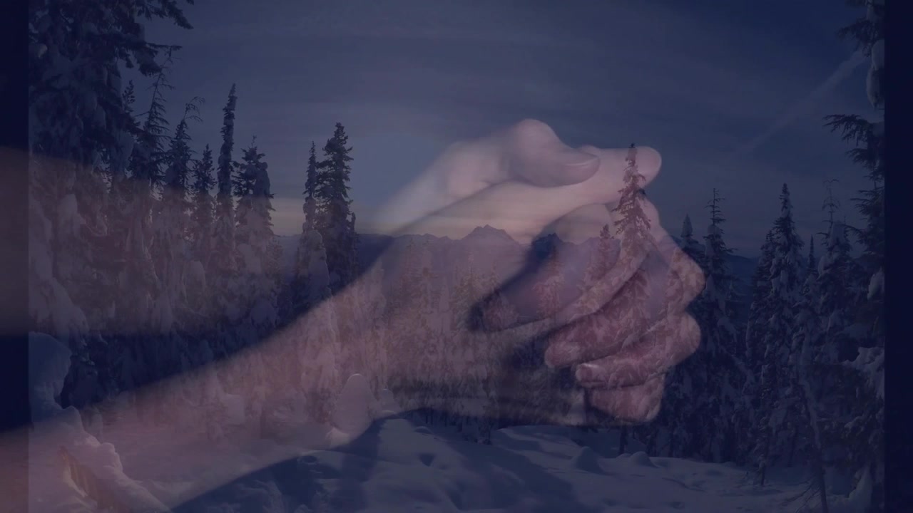 Animation de mains qui applaudissent sur un paysage forestier enneigé avec de grands arbres