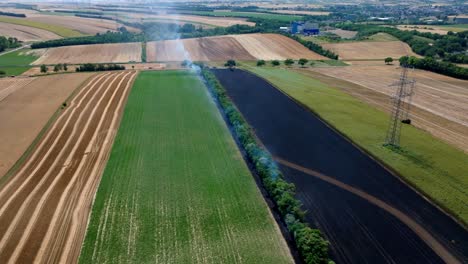 Verbrannte-Felder-Nach-Dem-Brand---Drohnenaufnahme-Aus-Der-Luft