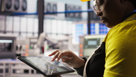 vertical video industry 4.0 plant engineer designs new robotic machines using cad application
