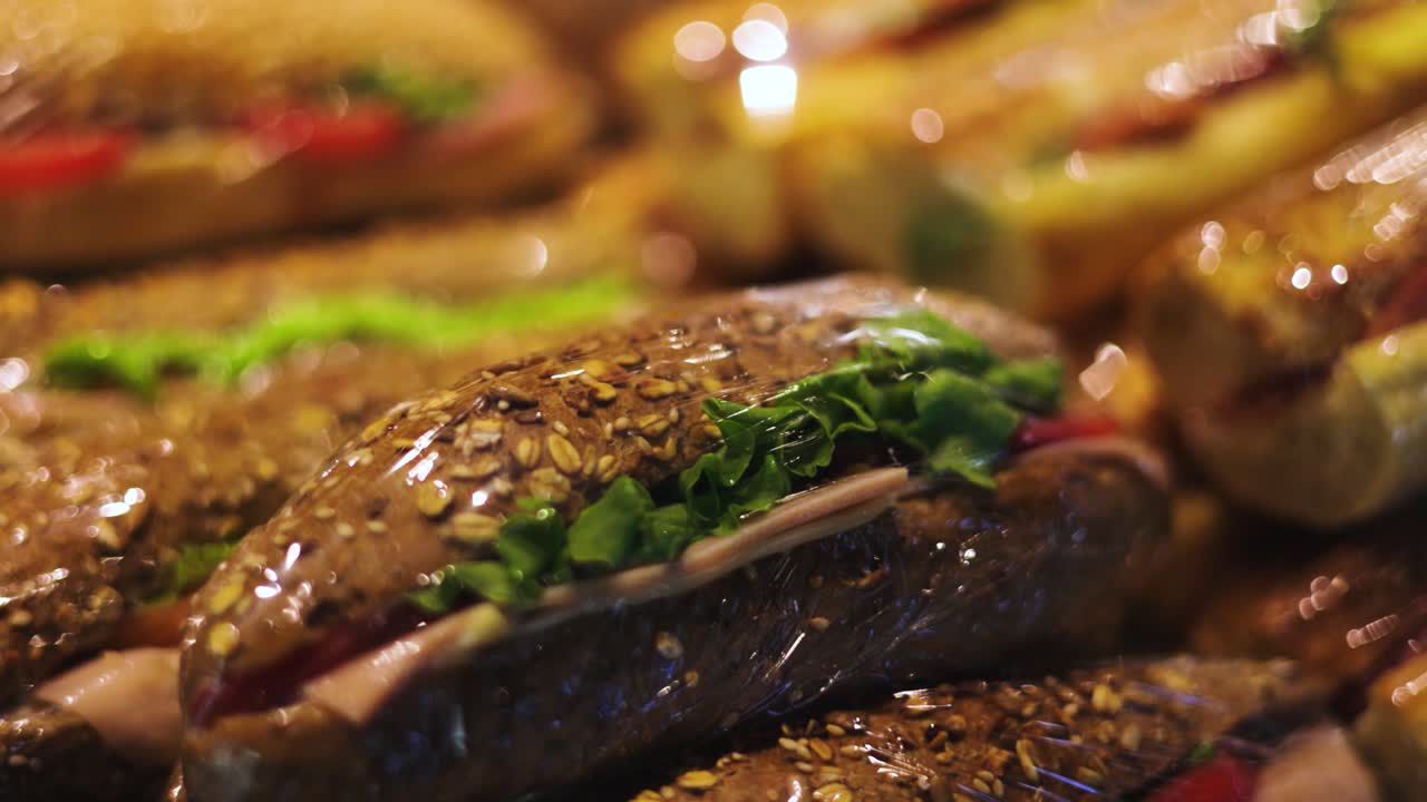 테이크아웃용 개별 포장 모듬 미식 잠수함 샌드위치