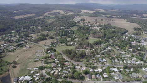 Historische-Stadt-Beechworth-Und-Ihre-Umgebung-In-Victoria,-Australien