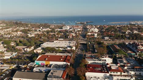 Sideways-aerial-view-over-Santa-Barbra,-California