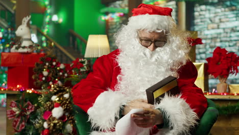 santa claus reading a letter