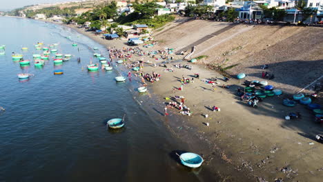 Ritual-Matutino-De-Mariscos-En-Las-Zonas-Rurales-De-Vietnam