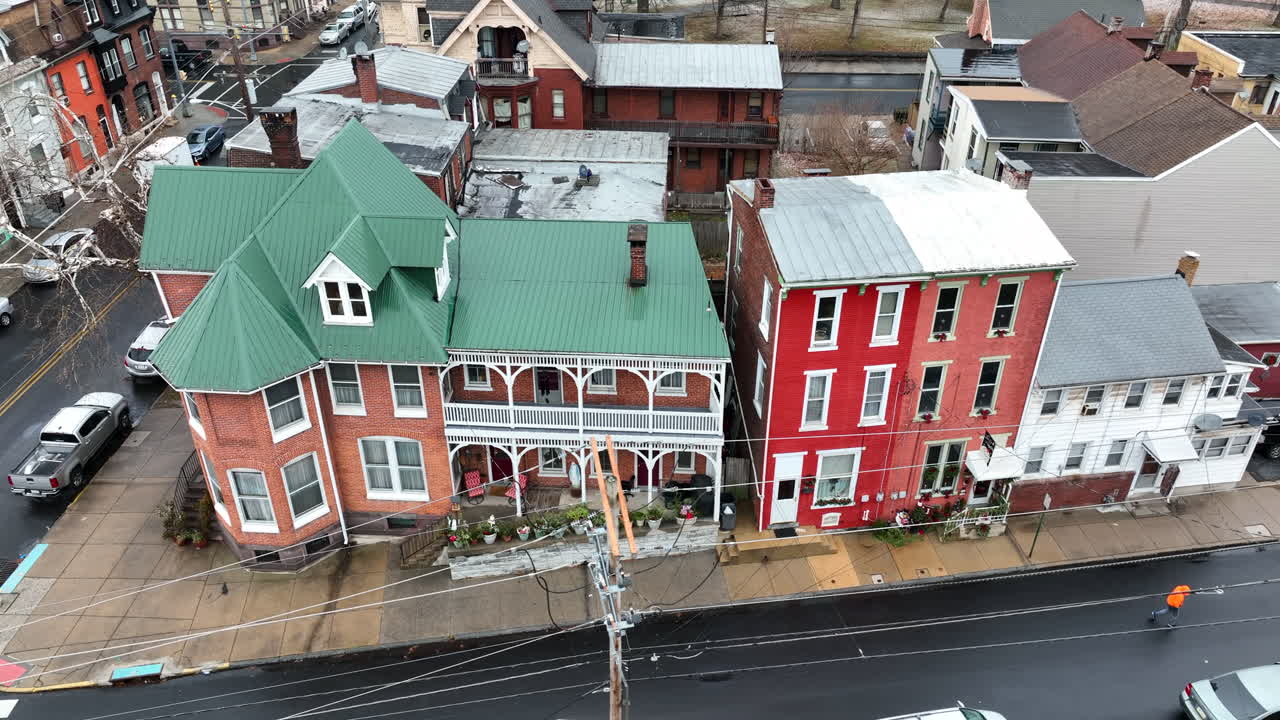 antena de casas en ciudad urbana en américa