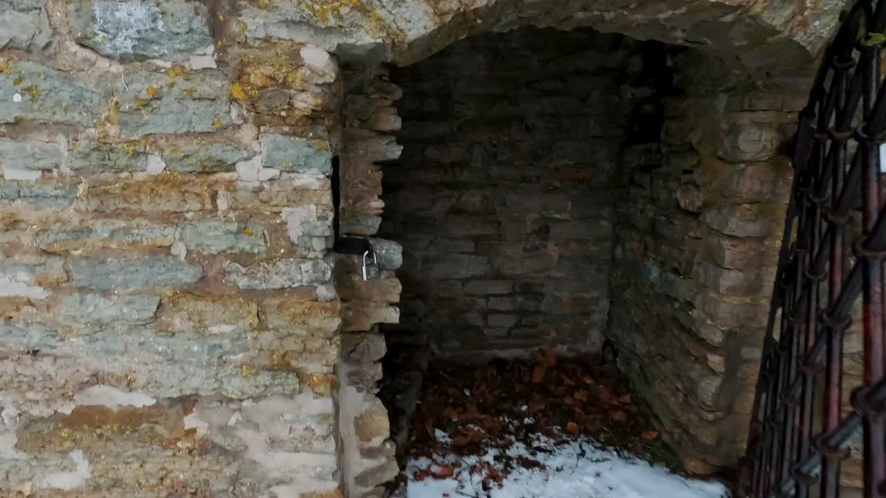 las ruinas de pirita convet en tallin, estonia