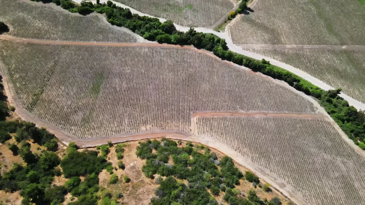 toma aérea del hotel vik, millahue, chile, uhd 4k