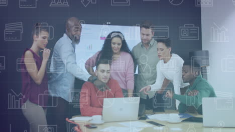 animación del procesamiento de datos sobre diversas personas de negocios que trabajan en la oficina