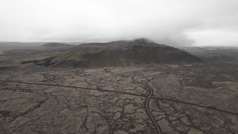 Atmospheric-Nature-Landscape-With-Craters-And-Lava-Fields-In-Reykjanes-Peninsula,-Iceland